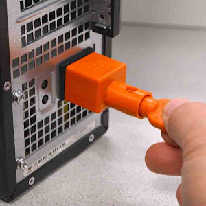 IEC Kaltger&auml;testecker-Verriegelung